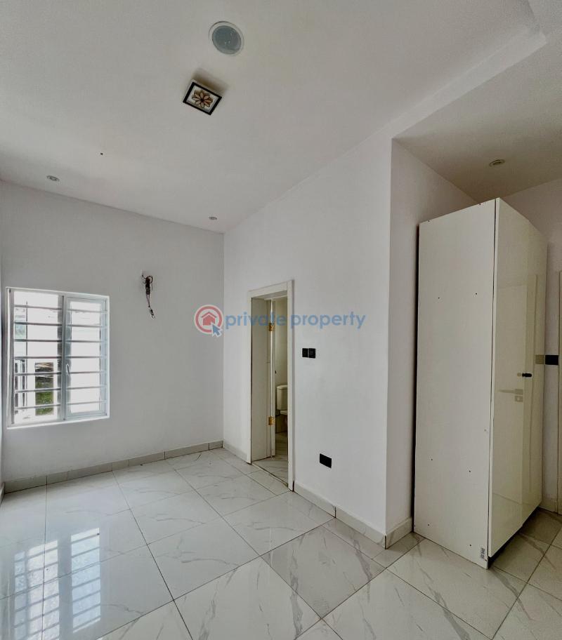 5 bedroom Detached Duplex For Sale Secure Estate At Chevron Lekki Chevron Drive Lekki Lagos - 12