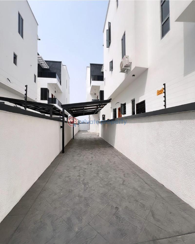 5 bedroom Detached Duplex For Sale Secure Estate Ajah Lekki Ajah Lagos - 1