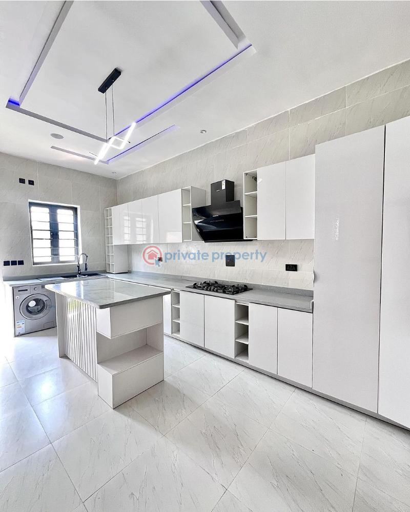 5 bedroom Detached Duplex For Sale 2nd Tollgate Lekki Lekki Expressway Lagos - 5