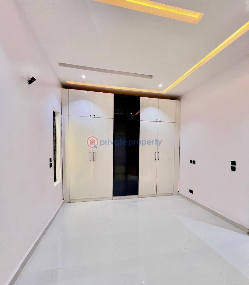 5 bedroom Detached Duplex For Sale Secure Estate At Ajah Lekki Ajah Lagos - 9