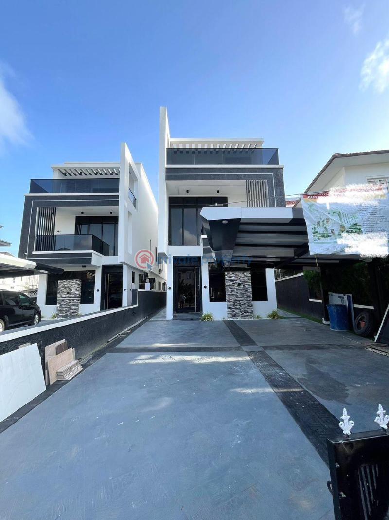 5 bedroom Detached Duplex For Sale County Home, Ikota Lekki Lagos - 0