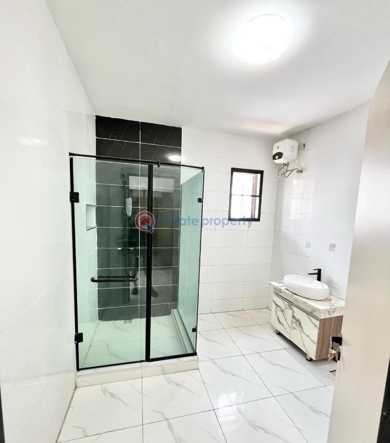 5 bedroom Detached Duplex For Sale Chevron 2nd Toll Gate Lekki Lagos - 7