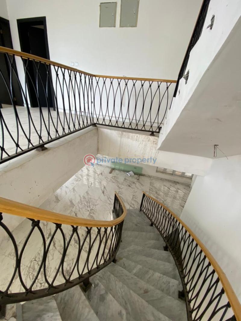 5 bedroom Duplex For Sale Chevron Drive Lekki Lagos - 3