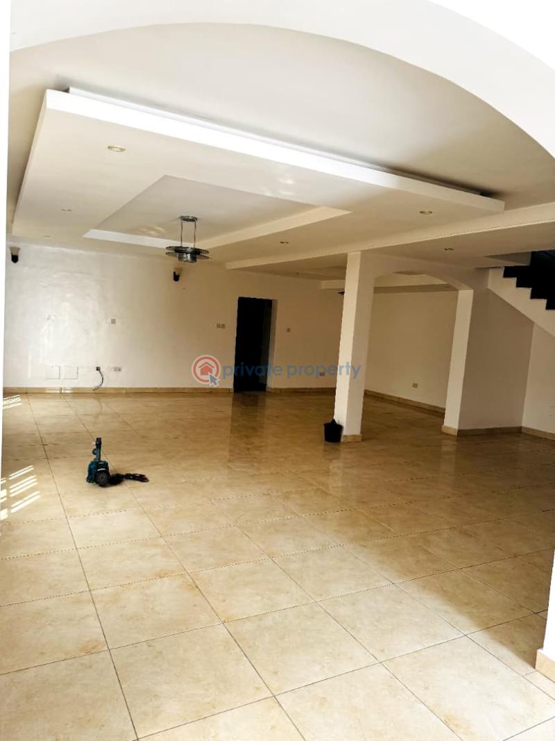 6 bedroom Townhouse For Rent Alpha Beach New Road Along Lekki Expressway Lagos - 1