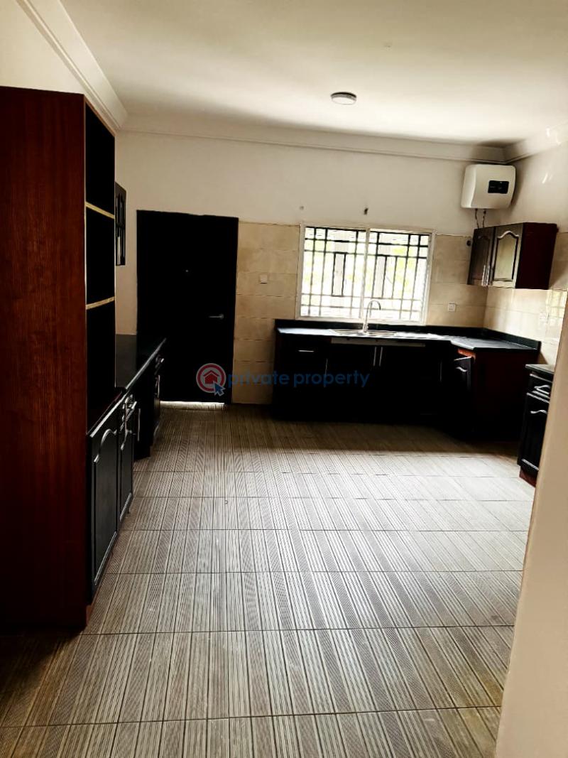 6 bedroom Townhouse For Rent Alpha Beach New Road Along Lekki Expressway Lagos - 9