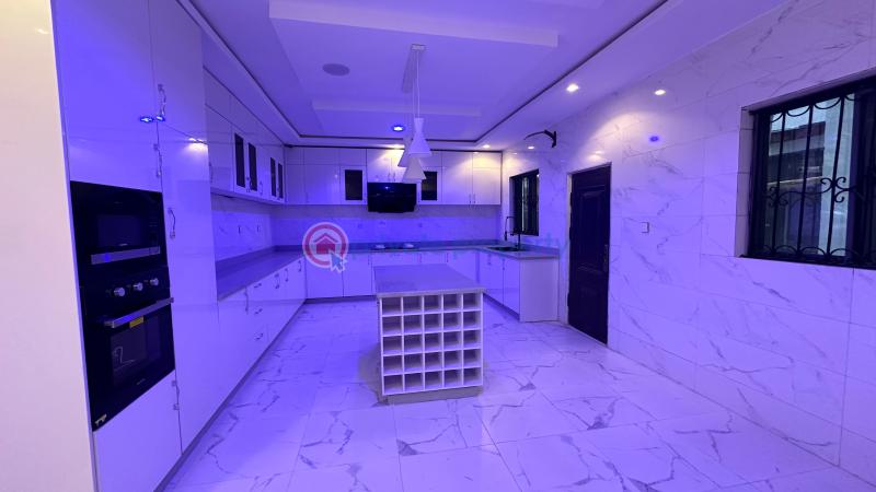 Luxury five bedroom detached house. luxury living at its finest! - 7 5 bedroom Detached Duplex For Sale Royal Gardens Estate, Ajah Lekki Along Lekki Expressway Lagos - 7