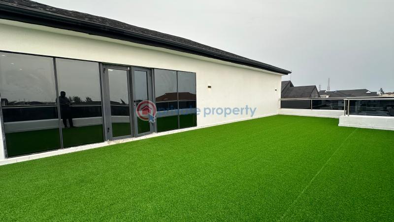 Luxury five bedroom detached house. luxury living at its finest! - 22 5 bedroom Detached Duplex For Sale Royal Gardens Estate, Ajah Lekki Along Lekki Expressway Lagos - 22
