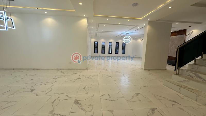 Luxury five bedroom detached house. luxury living at its finest! - 4 5 bedroom Detached Duplex For Sale Royal Gardens Estate, Ajah Lekki Along Lekki Expressway Lagos - 4