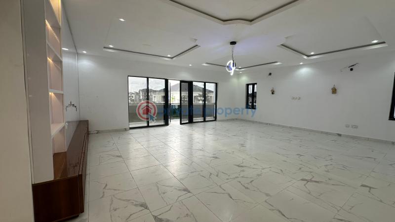 Luxury five bedroom detached house. luxury living at its finest! - 9 5 bedroom Detached Duplex For Sale Royal Gardens Estate, Ajah Lekki Along Lekki Expressway Lagos - 9