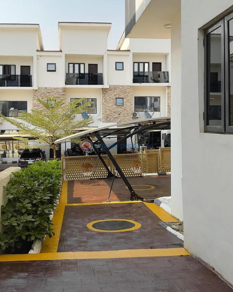 5 bedroom Detached Duplex For Sale Guzape Abuja Phase 1  - 8