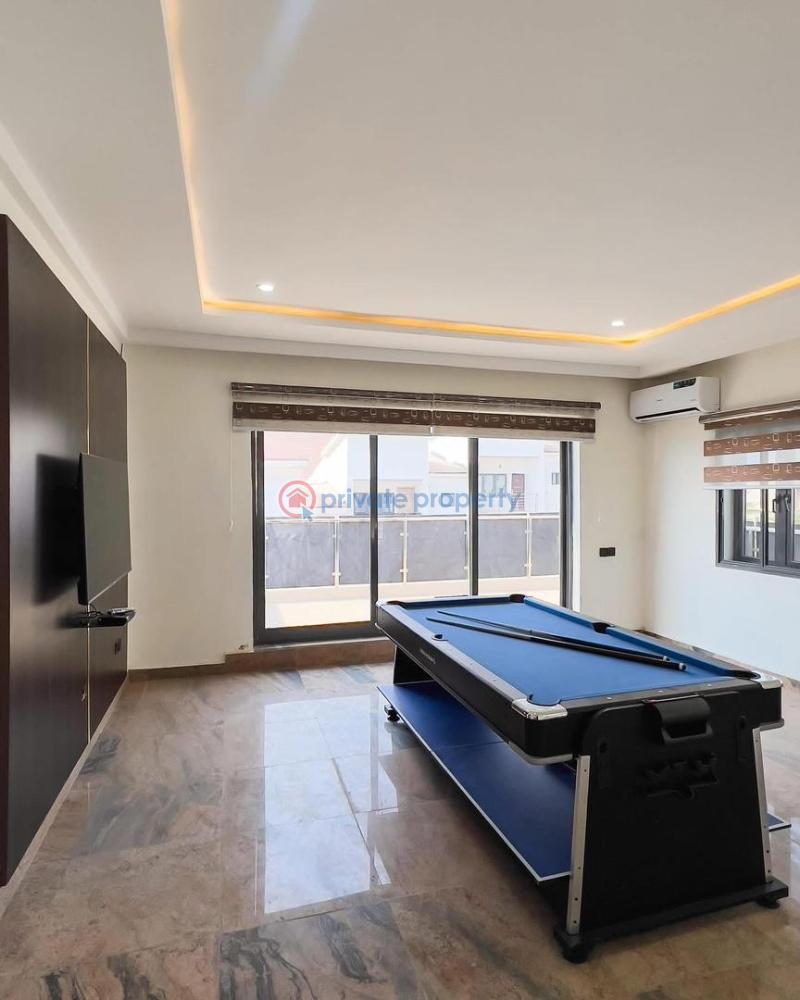 5 bedroom Detached Duplex For Sale Guzape Abuja Phase 1  - 1