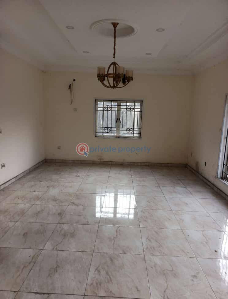 4 bedroom Semi detached Duplex For Sale Mobile Road, Lekki Scheme 2, Ilaje. Lekki Scheme 2 Ajah Lagos - 2