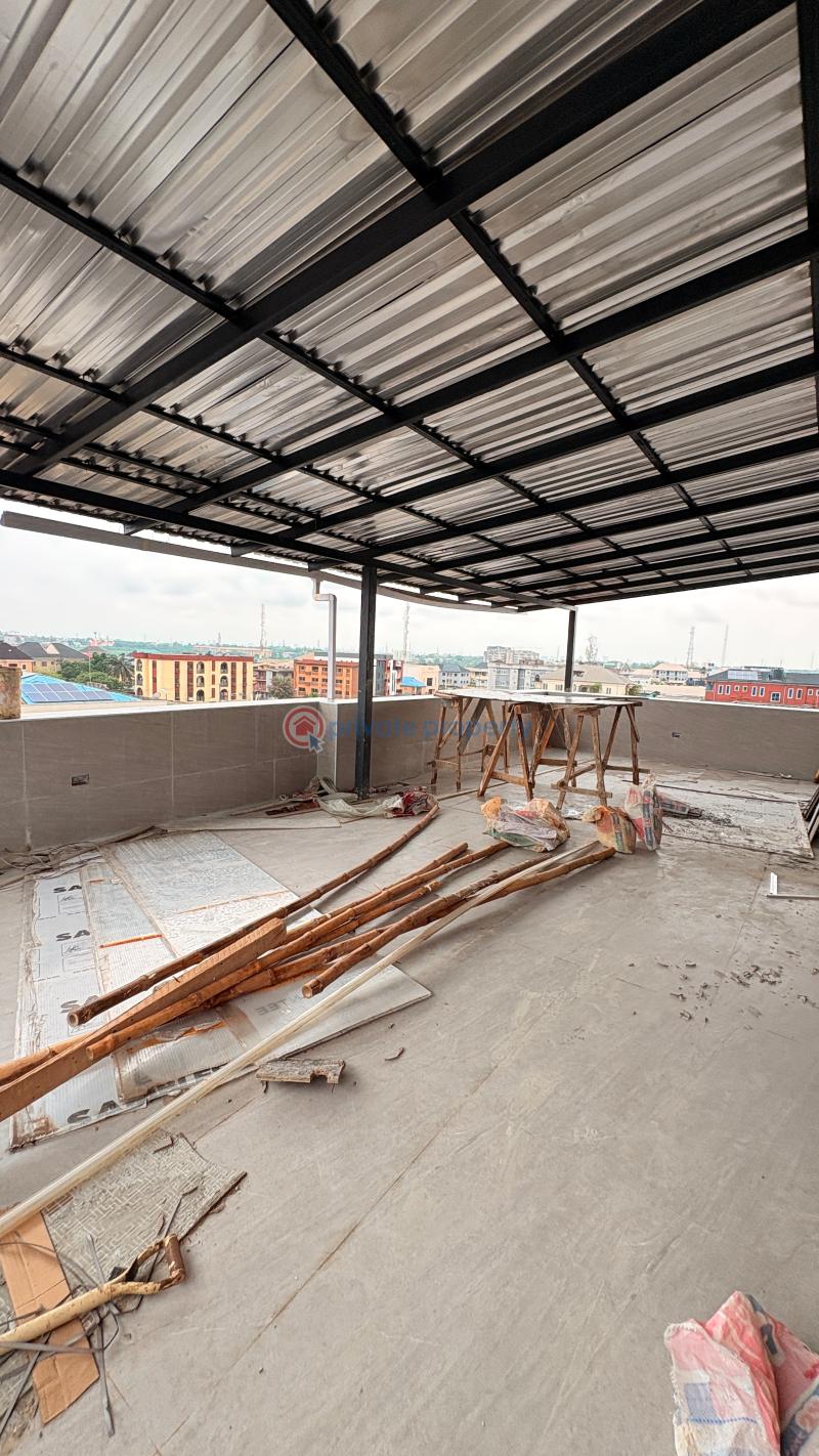 1 bedroom Block Of Flats For Sale Unilag Akoka Yaba Lagos - 3