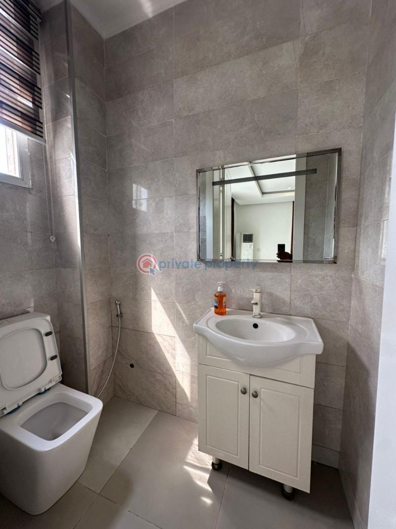 3 bedroom Shared Apartment For Rent Banana Island Ikoyi Lagos - 4