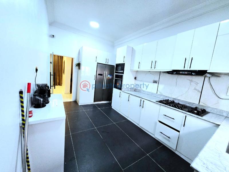 4 bedroom Detached Duplex For Sale Chevron Drive Lekki Lagos - 19