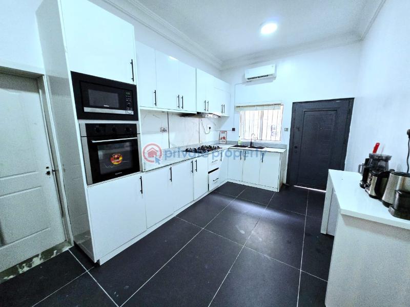 4 bedroom Detached Duplex For Sale Chevron Drive Lekki Lagos - 15