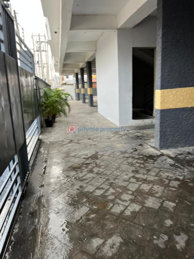 2 bedroom Block Of Flats For Rent Ilasan Lekki Lagos - 8