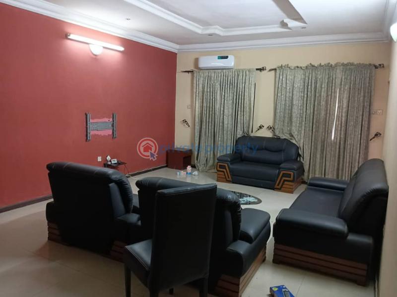 3 bedroom Block Of Flats For Rent Onireke Ibadan Oyo - 1