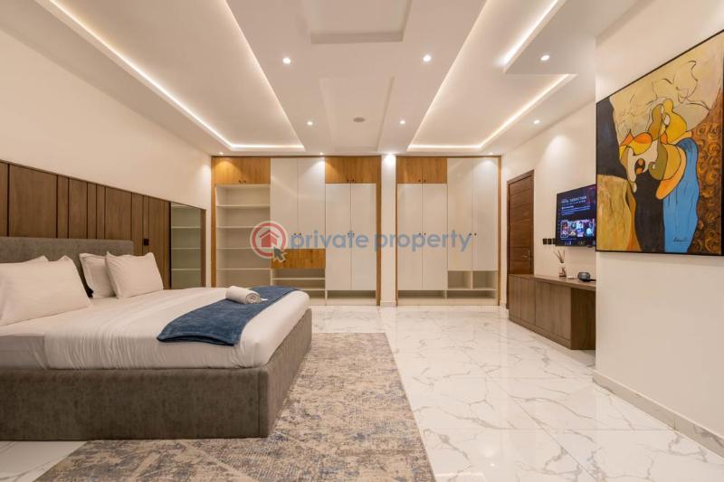 3 bedroom Penthouse For Rent Alfred Rewane Road Old Ikoyi Lagos - 1