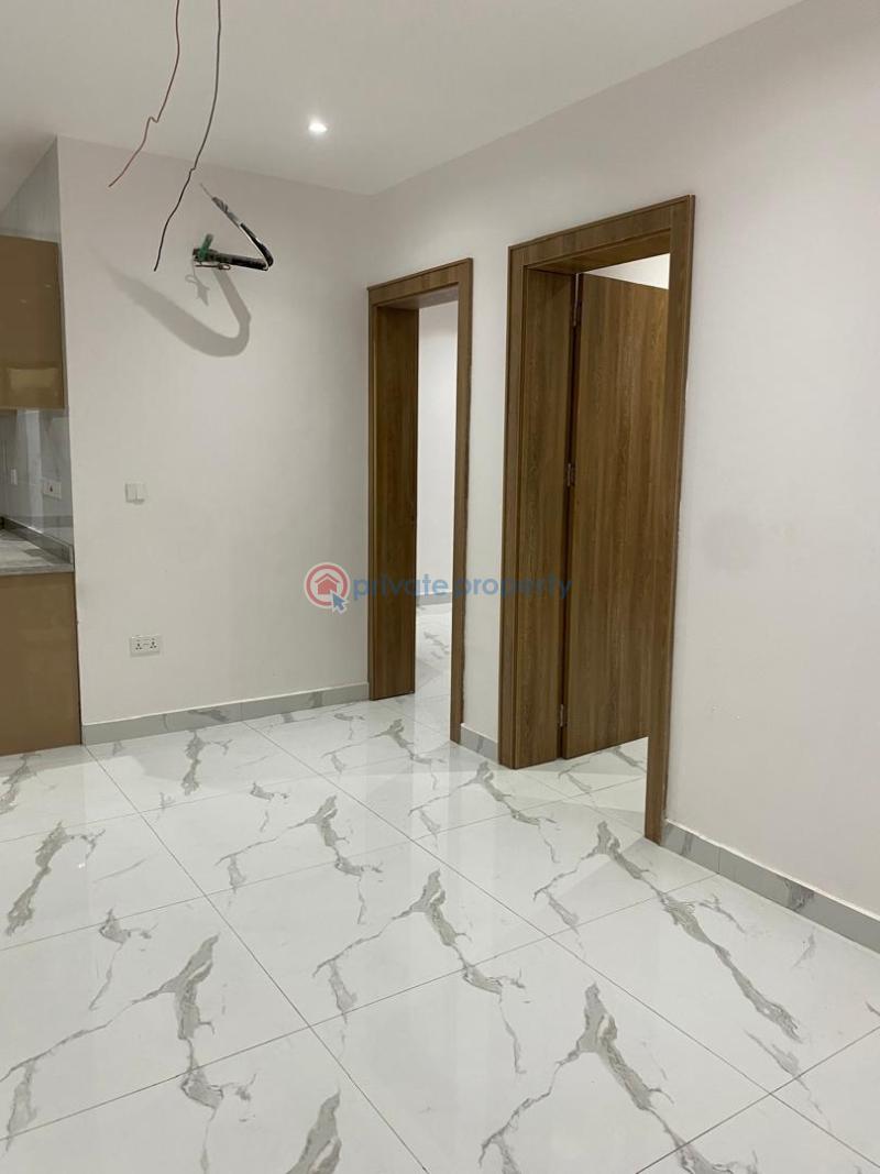 3 bedroom Block Of Flats For Rent Queen Street Alagomeji Yaba Lagos - 0