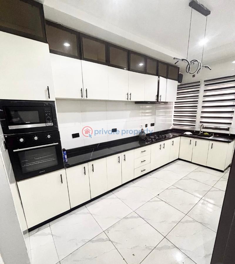 4 bedroom Terraced Duplex For Rent Guzape Abuja Phase 1  - 2