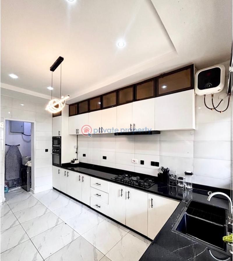 4 bedroom Terraced Duplex For Rent Guzape Abuja Phase 1  - 3