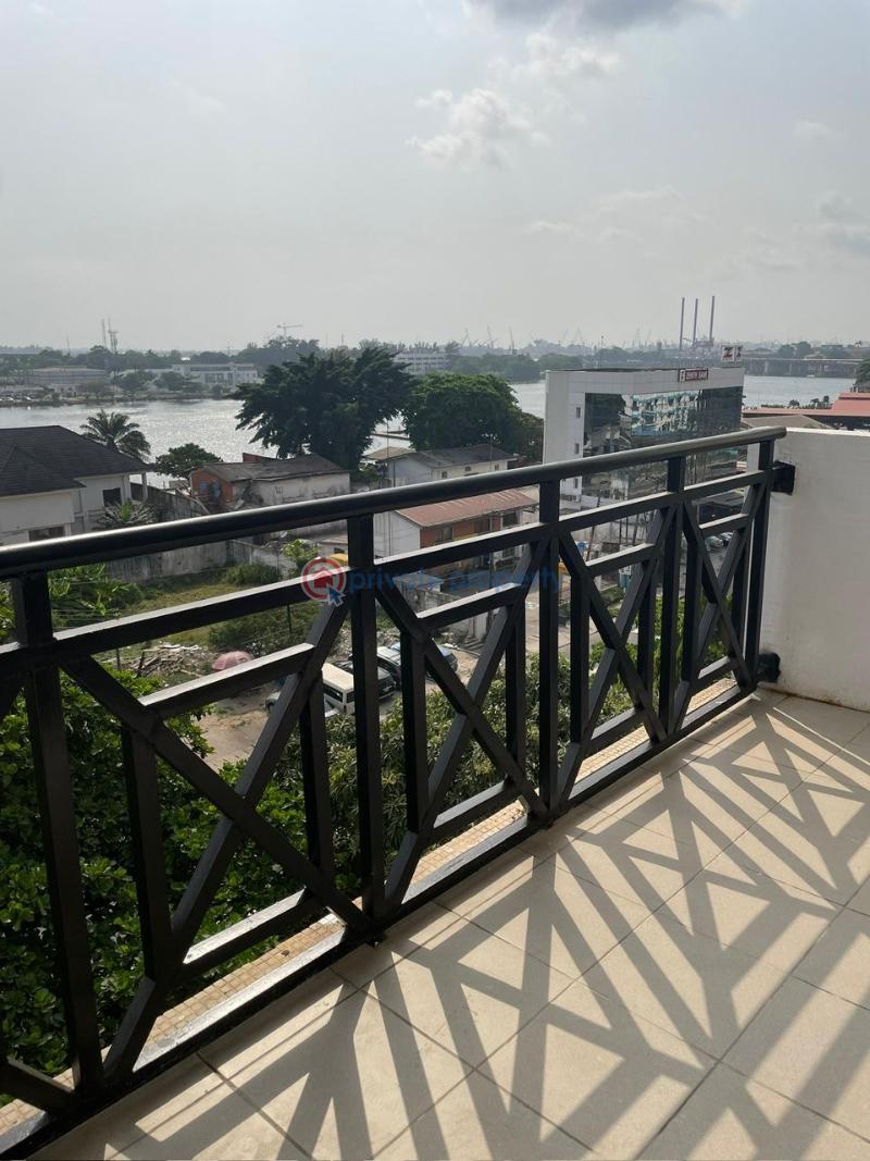 3 bedroom Block Of Flats For Rent Ikoyi Lagos - 12