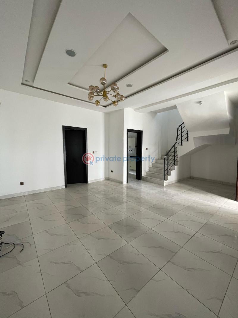 Luxury house - 1 4 bedroom Terrace For Sale New Road Igbo Efon Lekki Lagos - 1