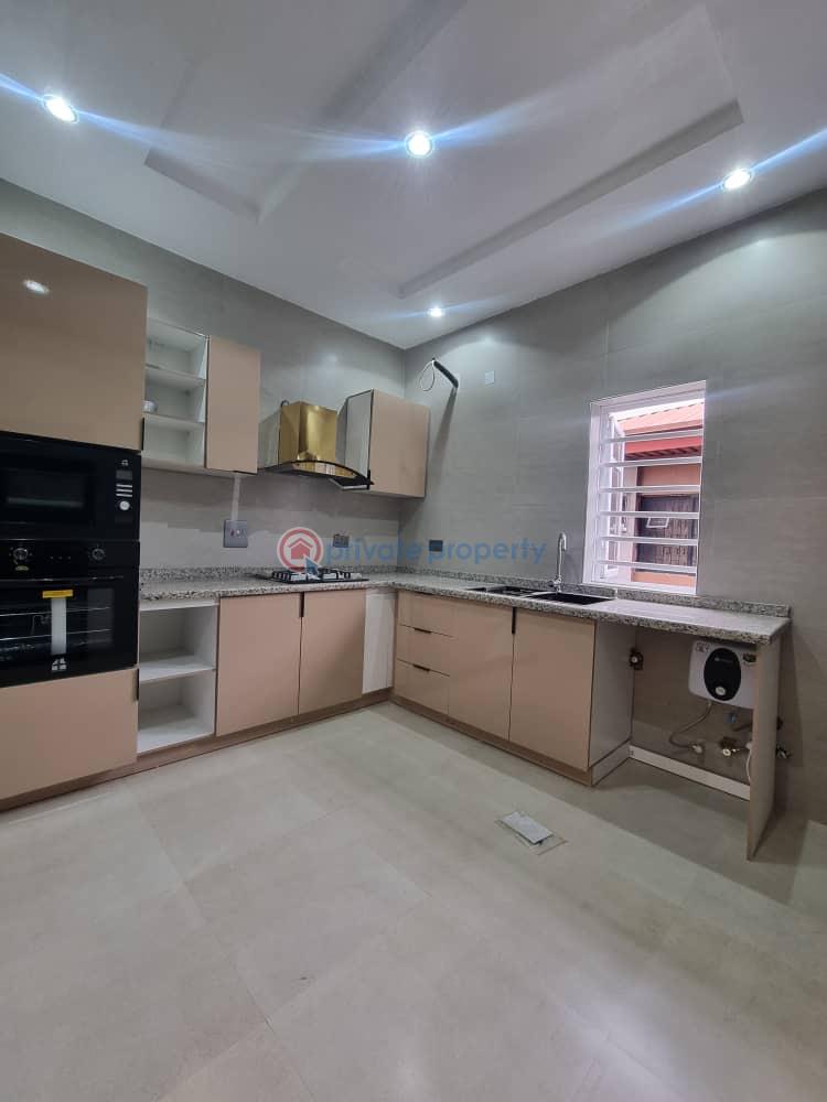 3 bedroom Block Of Flats For Rent Obafemi Awolowo Way Ikeja Lagos - 6