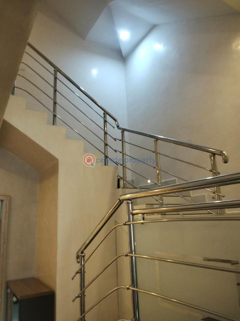 4 bedroom Terrace For Sale Guzape Abuja Phase 1  - 4