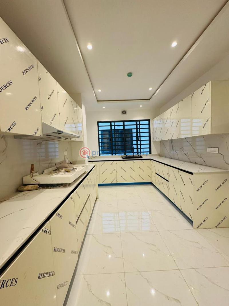 4 bedroom Maisonette For Sale Ikeja Lagos - 5