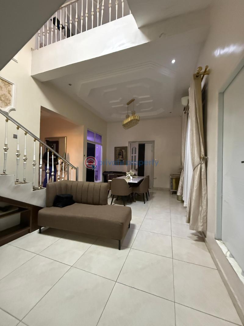 5 bedroom Maisonette For Sale Aerodrome Gra Samonda Ibadan Oyo - 2