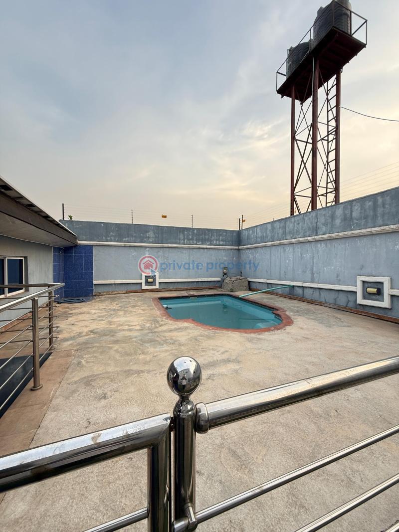 5 bedroom Maisonette For Sale Aerodrome Gra Samonda Ibadan Oyo - 14