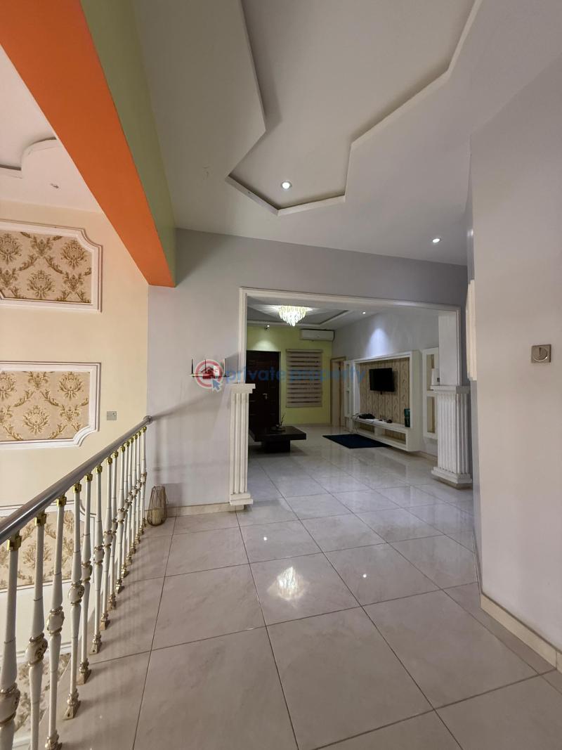 5 bedroom Maisonette For Sale Aerodrome Gra Samonda Ibadan Oyo - 12