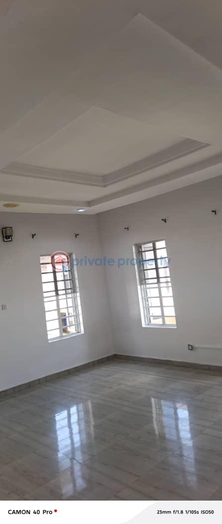 Room or Boys Quarter For Rent Van Daniels Estate Lekki Expressway Lagos - 1