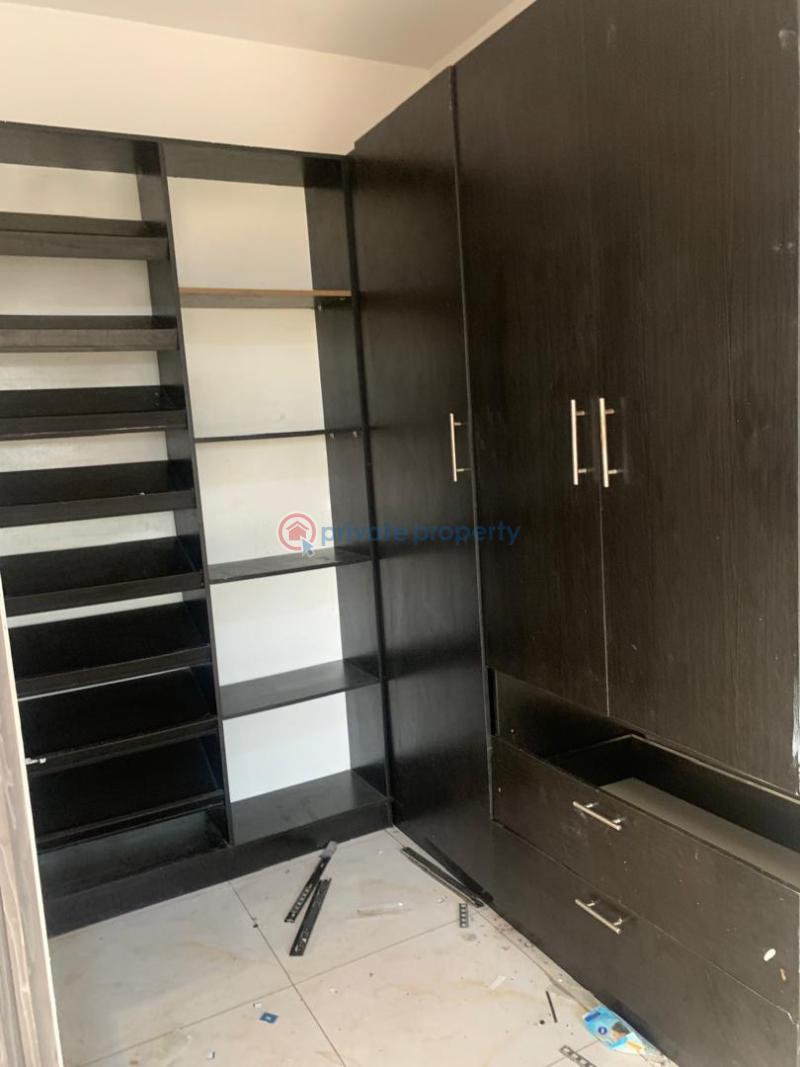Luxury master’s bedroom with tv console - 4 1 bedroom Shared Apartment For Rent Orchid Lekki Lagos - 4