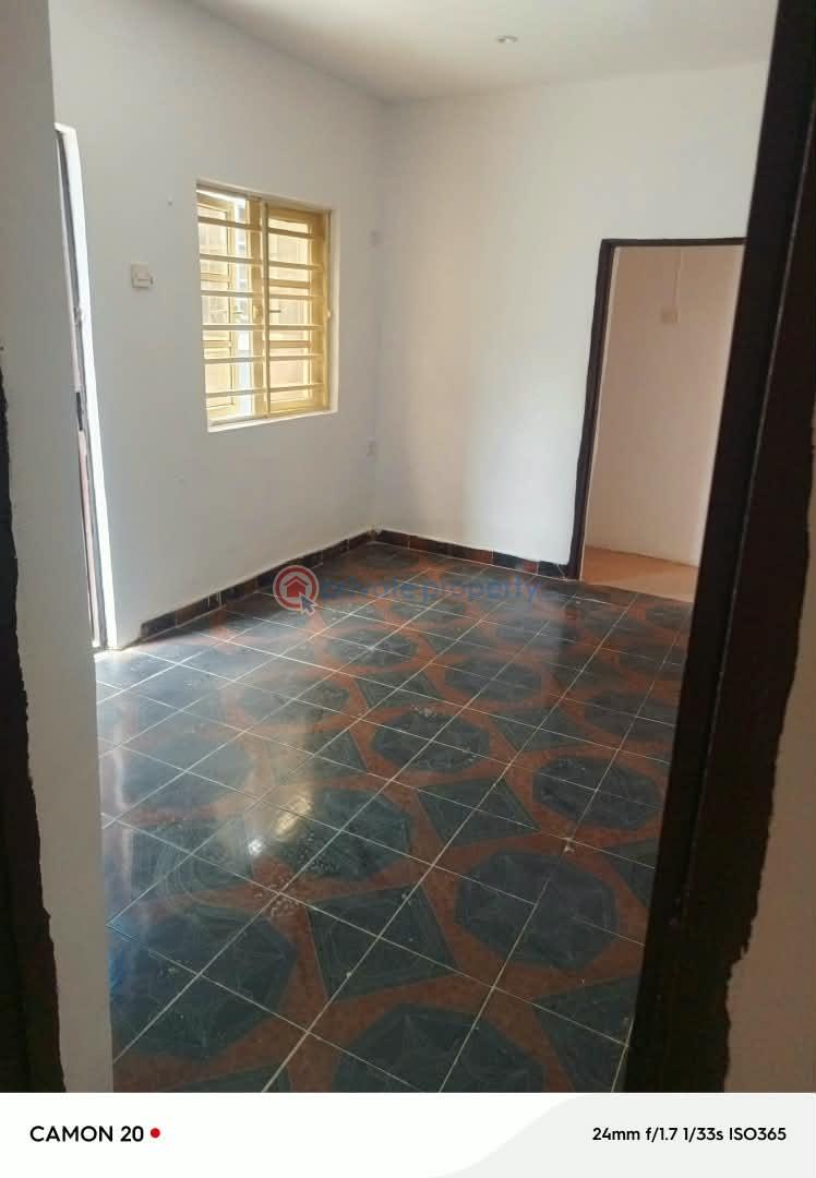 1 bedroom Mini Flat For Rent Off Elebiju Off Demurin Road Ketu Ketu Kosofe/Ikosi Lagos - 9