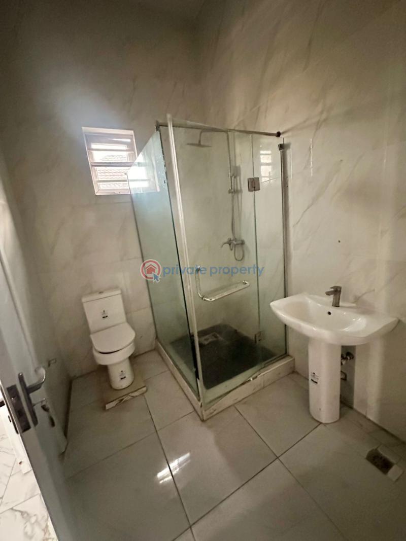 1 bedroom Shared Apartment For Rent Osapa London Lekki Lagos - 5