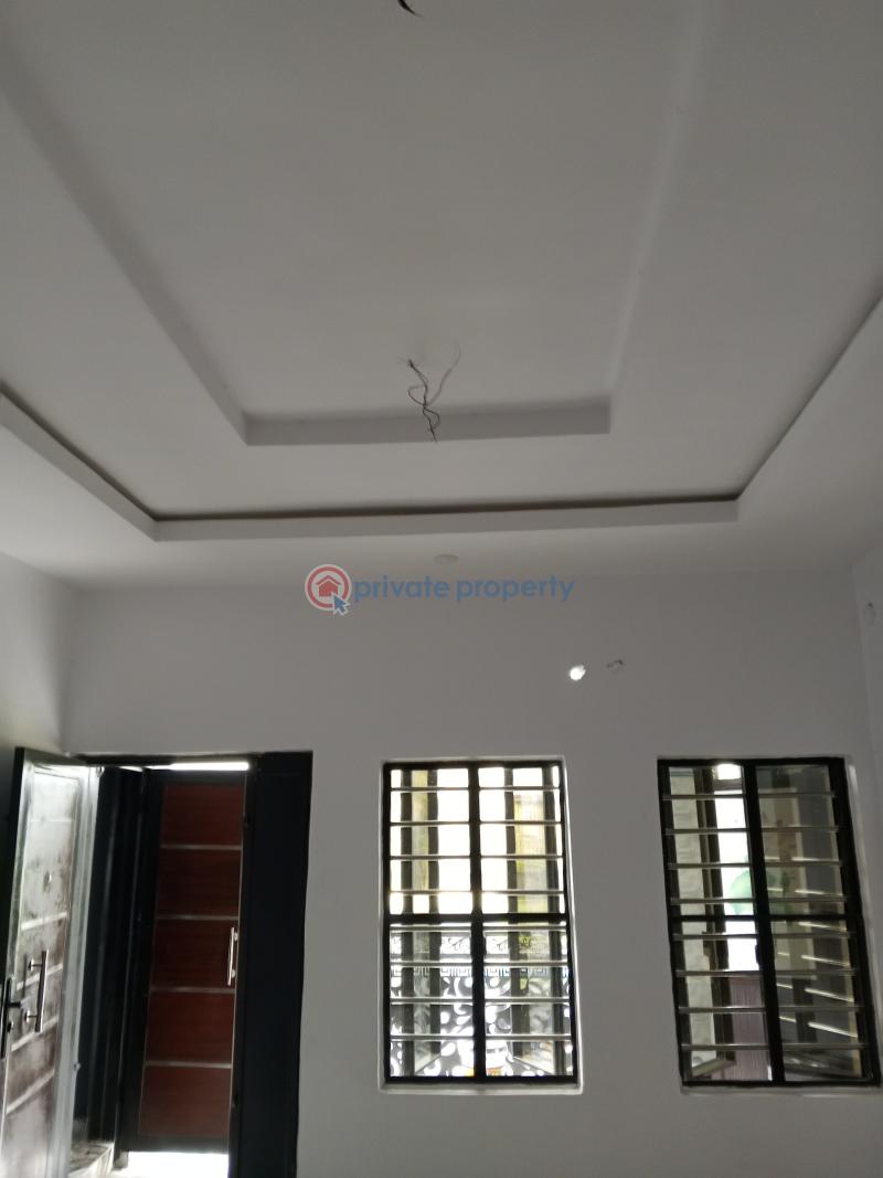 2 bedroom Block Of Flats For Rent Divine Avenue Bucknor Estate Bucknor Estate Isolo Lagos - 14