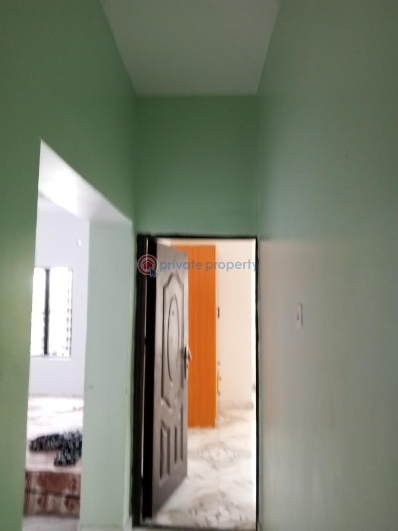 2 bedroom Block Of Flats For Rent Divine Avenue Bucknor Estate Bucknor Estate Isolo Lagos - 8