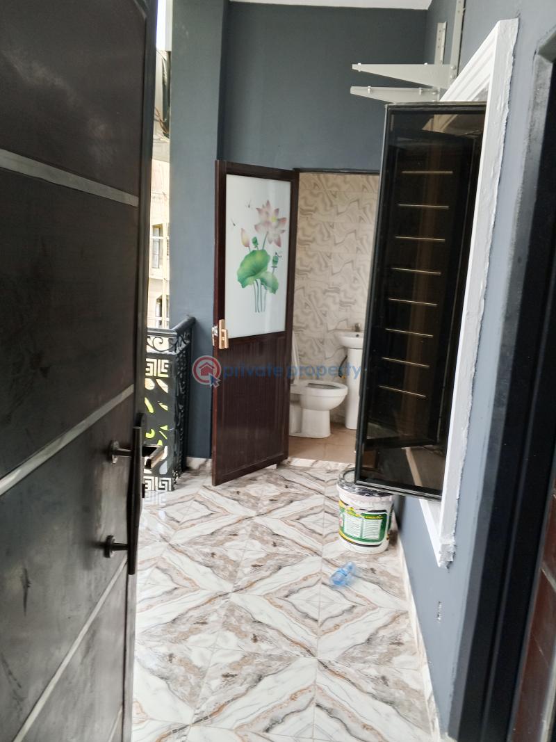 2 bedroom Block Of Flats For Rent Divine Avenue Bucknor Estate Bucknor Estate Isolo Lagos - 2