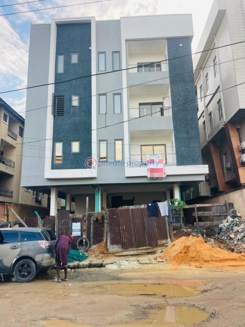 3 bedroom Block Of Flats For Sale Yaba Lagos - 8