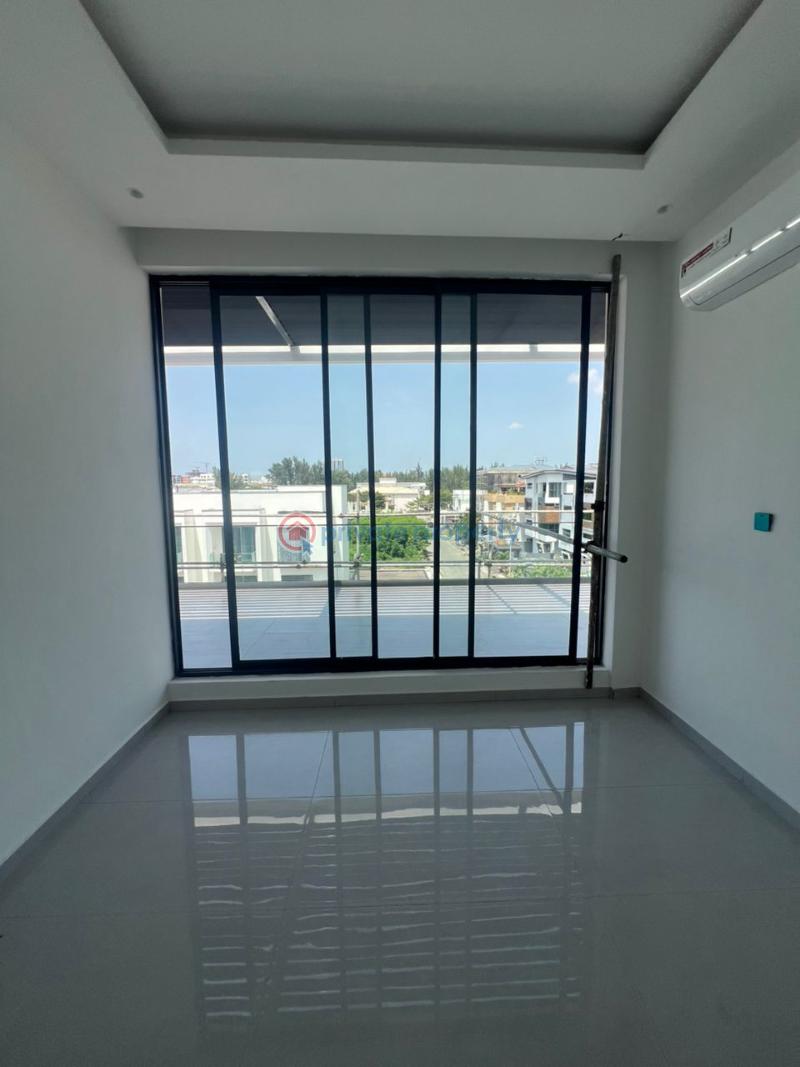 5 bedroom Detached Duplex For Sale Banana Island Ikoyi Lagos - 1