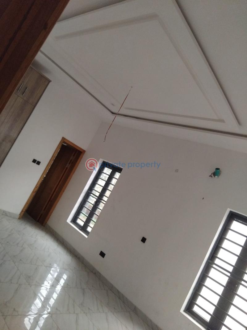 5 bedroom Detached Duplex For Sale Lekki Phase 2 Lagos - 2