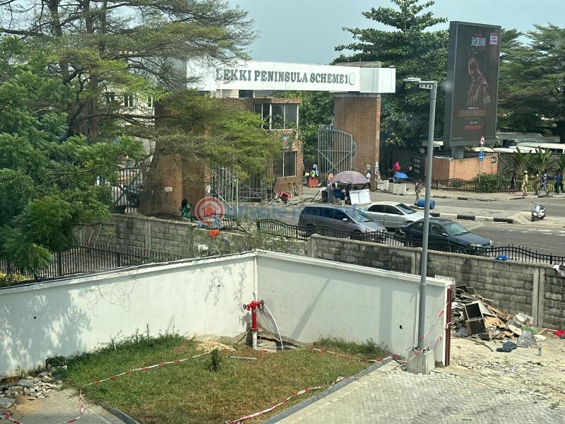 Luxury office spaces in lekki phase 1 - 1,000 sqm, 240sqm and 108sqm - 9 Office For Rent Off Admiralty Way Lekki Phase 1 Lagos - 9