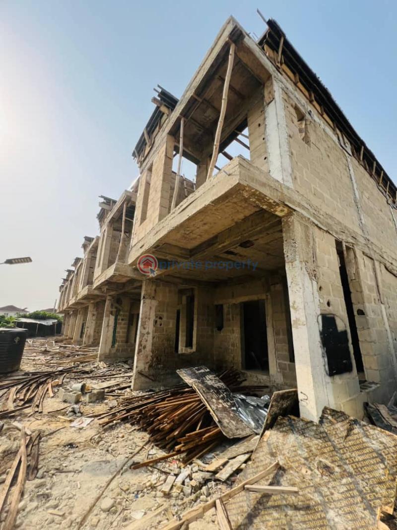 2 bedroom Terrace For Sale Off Mobil Road, Lekki Ajah, Lagos Ilaje Ajah Lagos - 1