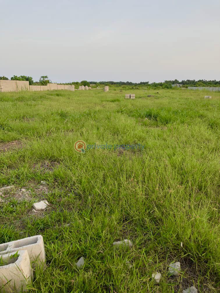 Residential Land For Sale Landmarks:* 🏋️‍♀️ I Fitness Center Sangotedo. 🚘 Less Than 5 Min Drive To Lekki Novare Mall (shoprite) 🏄‍♀️ Less Than 3 Minutes Drive To Giwa Gardens (africa's Largest Water Park) 🏝️ Close Proximity To Lufasi Nature Park 🏢 Close Proximity To Lagos B Monastery Road Sangotedo Lagos - 4