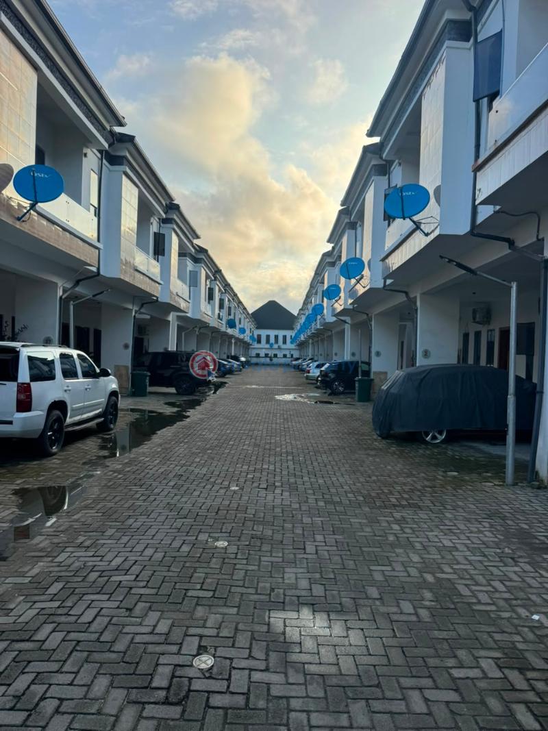 1 bedroom Mini Flat For Rent Off Harris Drive By Vgc Victoria Garden City Lekki Lagos - 4