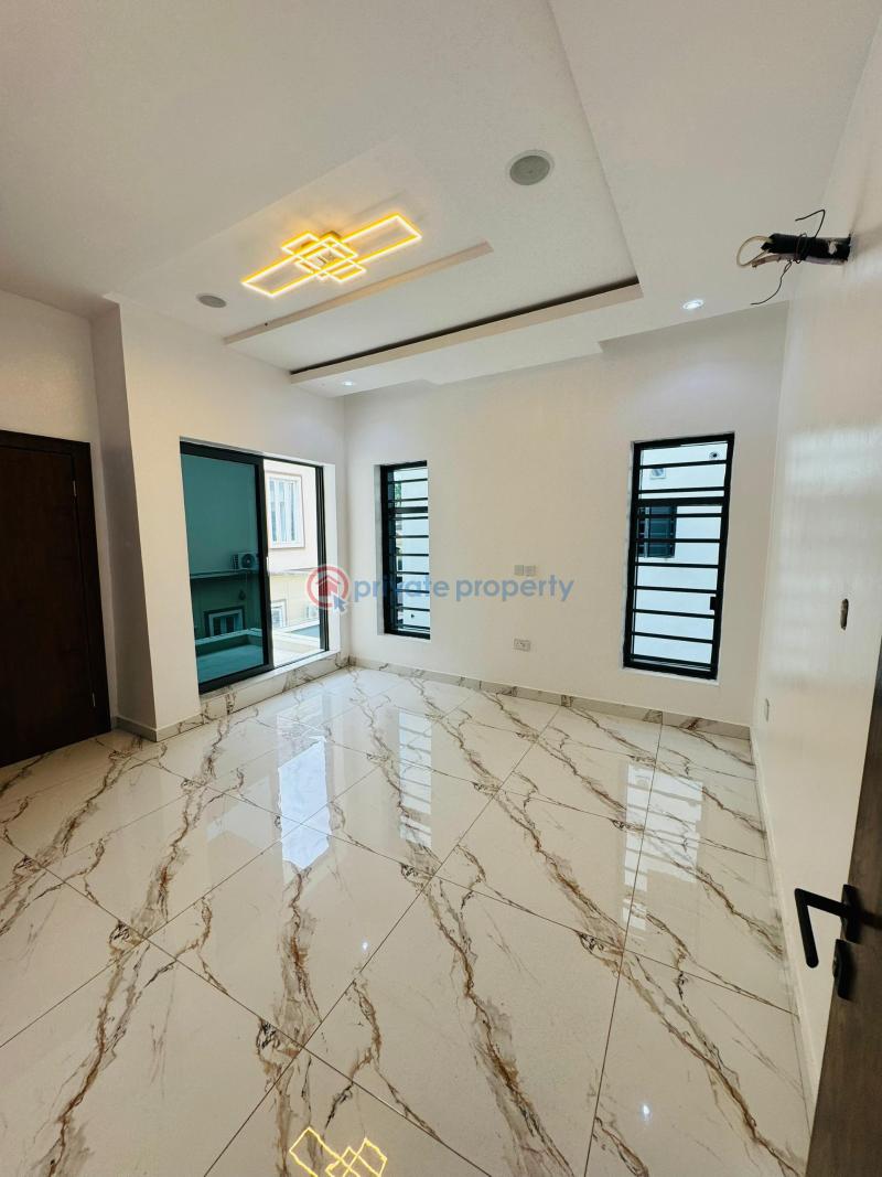 5 bedroom Detached Duplex For Sale Omole Phase 2 Ikeja Lagos - 6