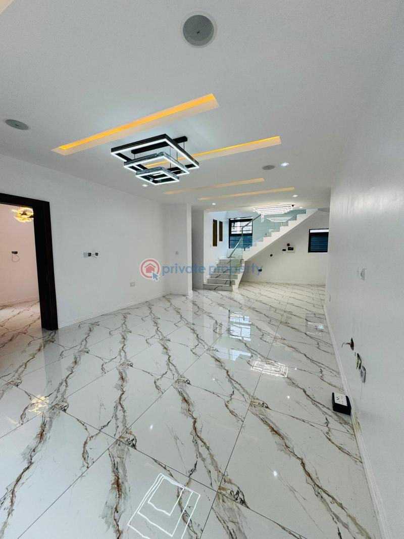 5 bedroom Detached Duplex For Sale Omole Phase 2 Ikeja Lagos - 12